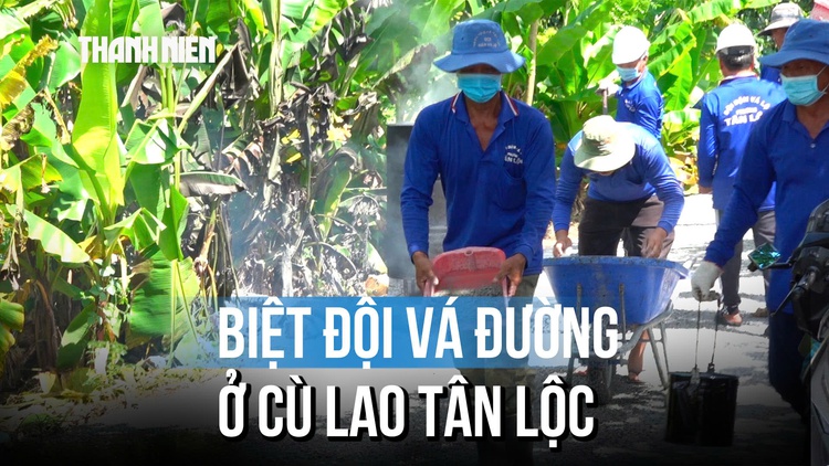 'Biệt đội' gần 20 năm vá đường không công ở cù lao Tân Lộc