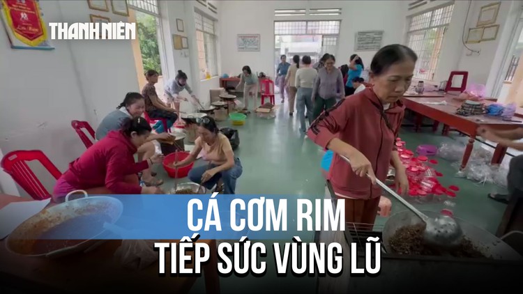 Người dân Quảng Ngãi gửi cá cơm rim tiếp sức vùng rốn lũ Đà Nẵng