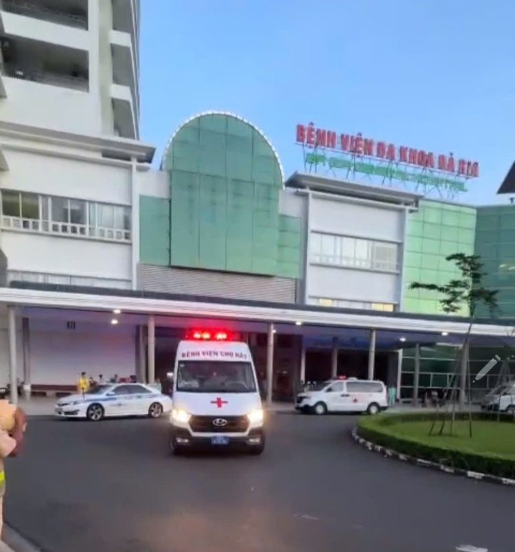 Thần tốc chuyển nội tạng nam thanh niên chết não cho 4 bệnh viện cứu người