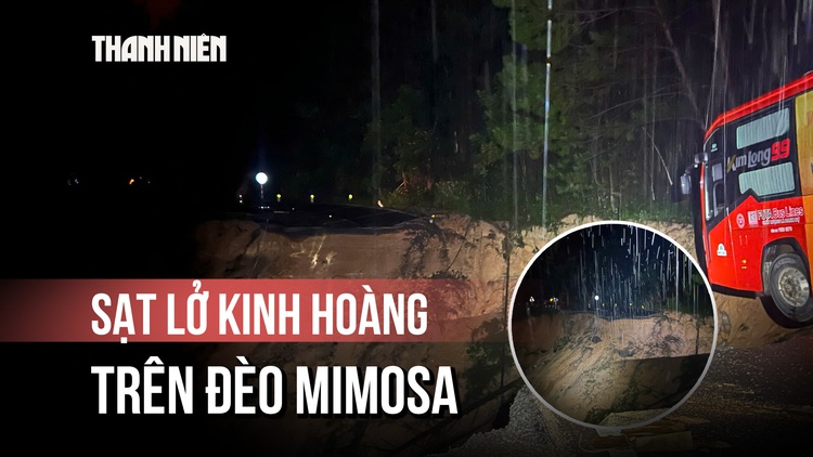 Sạt lở xé toạc đèo Mimosa, giao thông tắc nghẽn