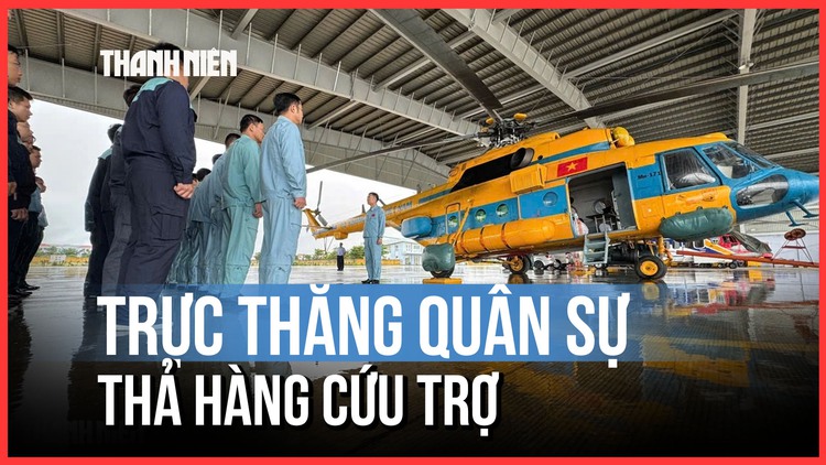 Trực thăng quân sự thả cứu trợ vùng ngập lụt, cô lập ở Khánh Hòa – Phú Yên cũ