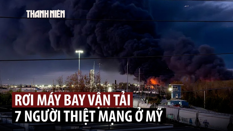 Khoảnh khắc máy bay rơi bùng cháy dữ dội làm 7 người thiệt mạng ở Mỹ