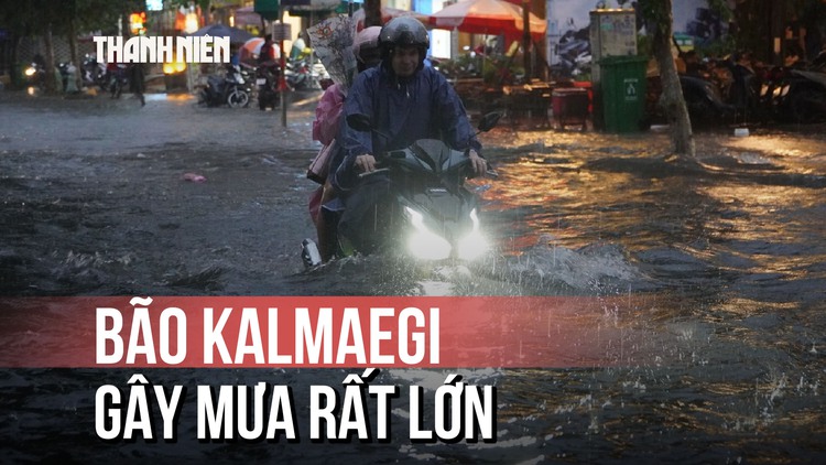 Bão số 13 (Kalmaegi) giật cấp 17 sắp đổ bộ, siêu bão số 14 'lấp ló' ngoài Biển Đông