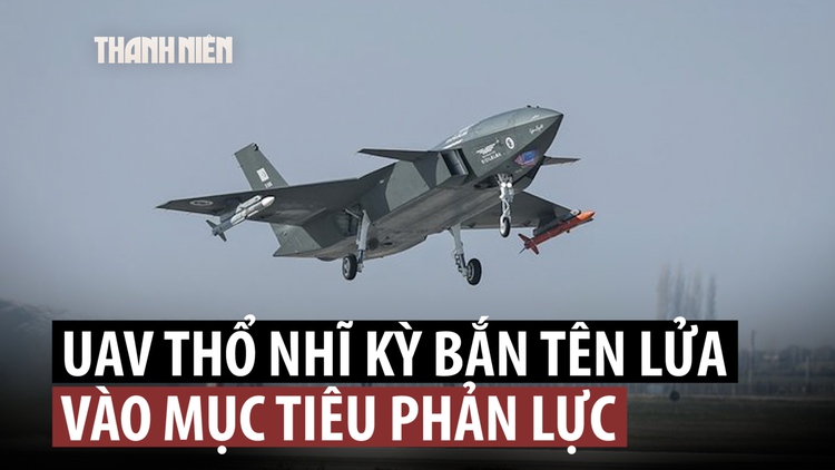 UAV đầu tiên trên thế giới bắn tên lửa đối không hạ mục tiêu bay phản lực