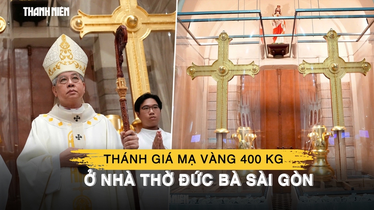 Thánh giá mạ vàng 400 kg ở Nhà thờ Đức Bà Sài Gòn
