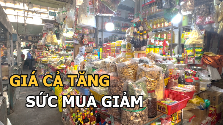 Chợ mở cửa bán lại sau tết, tiểu thương 'ngao ngán' vì sức mua giảm