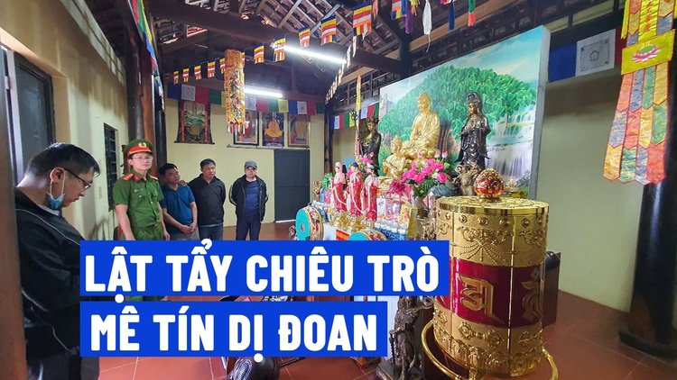 Lừa đảo gần 100 tỉ đồng từ chiêu trò mê tín dị đoan