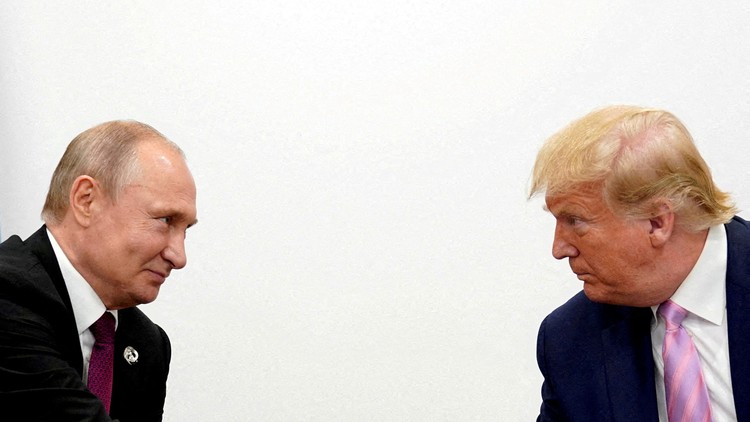 Ông Trump 'giận' ông Putin, dọa áp thuế dầu Nga nếu không đạt thỏa thuận ngừng bắn