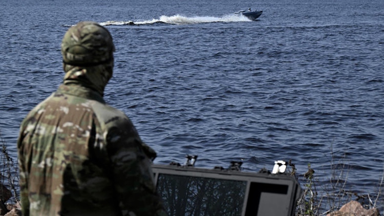 Ukraine-Nga không ngừng đọ sức 'vỏ quýt dày-móng tay nhọn' ở biển Đen