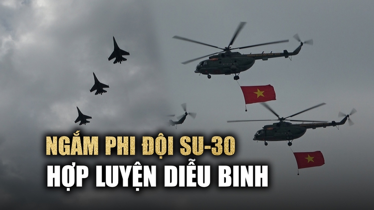 Ngắm Su-30 rền vang, nhào lộn trên bầu trời Biên Hòa