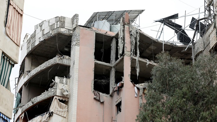 Israel diệt quan chức Hezbollah trong vụ không kích vào Beirut