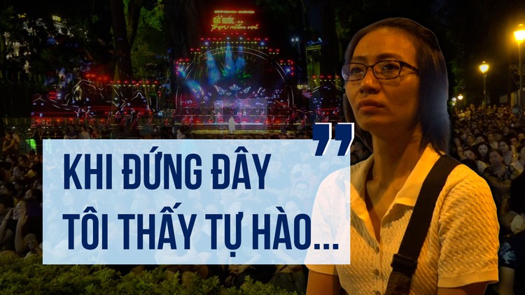 Những khán giả đặc biệt: Không vé mời nhưng vẫn cùng 'Đất nước trọn niềm vui'