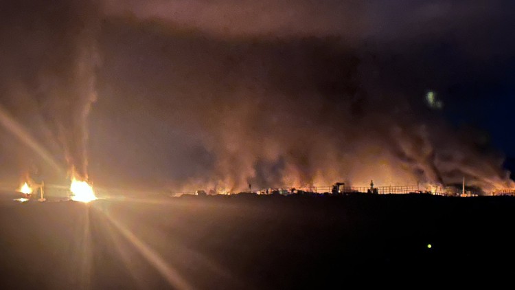 Các tay súng đốt phá dự án thủy điện do Trung Quốc xây dựng ở Chile