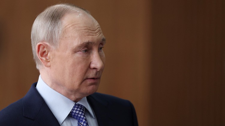 Tổng thống Putin lần đầu đề xuất đàm phán trực tiếp với Ukraine