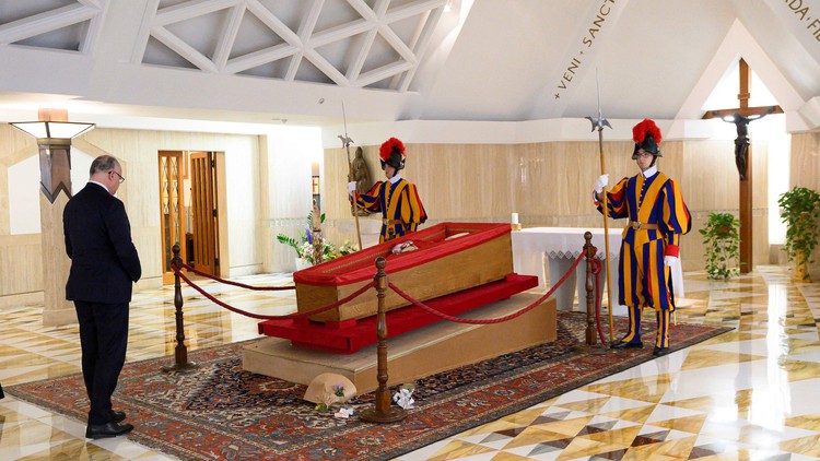 Nhiều nhà lãnh đạo thế giới sẽ đến dự lễ tang Giáo hoàng