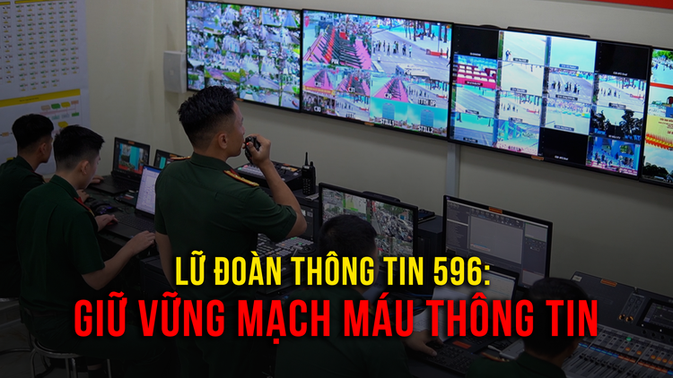 Giữ vững mạch máu thông tin trong nhiệm vụ diễu binh, diễu hành của lữ đoàn thông tin 596