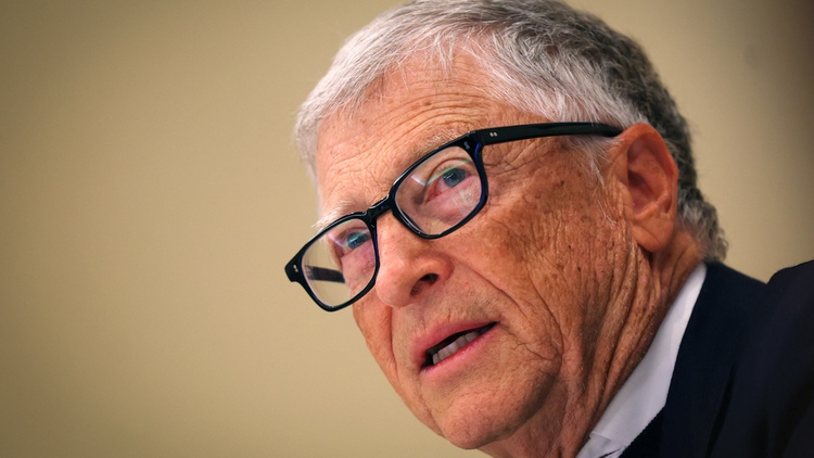 Tỉ phú Bill Gates cam kết cho đi 200 tỉ USD tài sản làm từ thiện