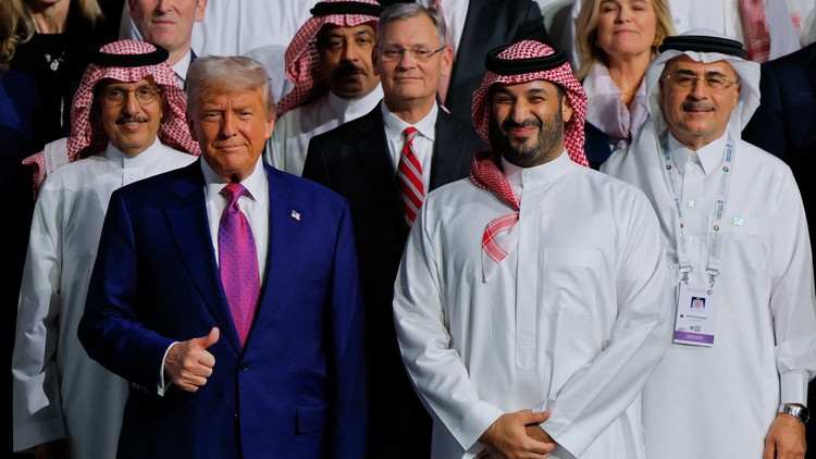 Ông Trump nhận được cam kết đầu tư 600 tỉ USD từ Ả Rập Xê Út