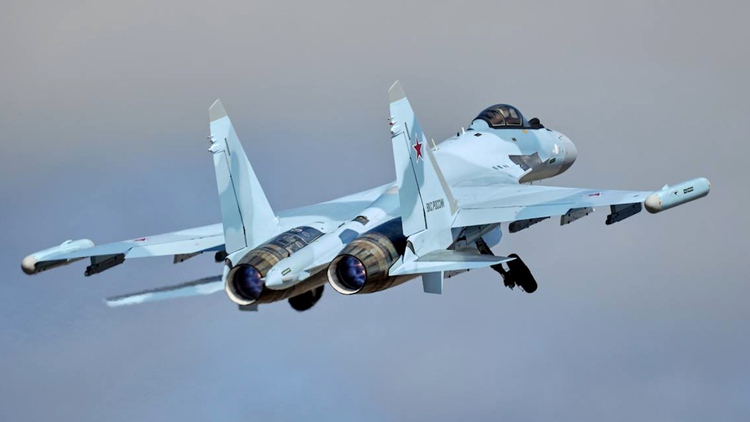 Su-35 Nga cản trở Estonia bắt tàu dầu thuộc 'hạm đội bóng tối'?