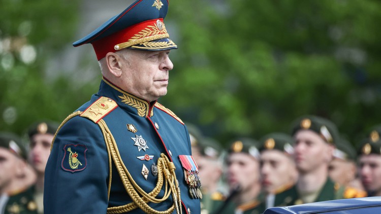 Tổng thống Putin thay tư lệnh lục quân Nga