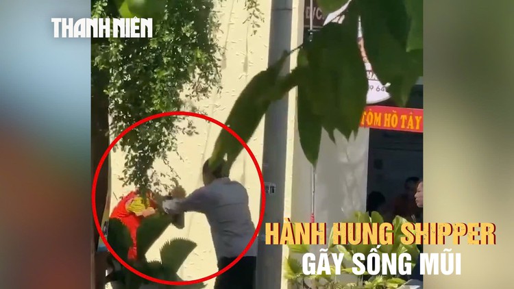 Mâu thuẫn khi giao hàng, shipper bị đánh gãy sống mũi