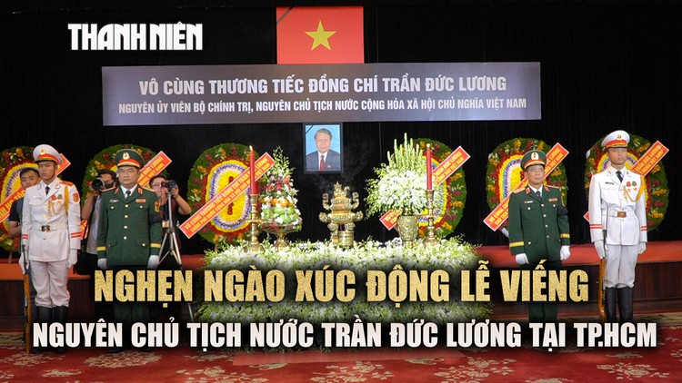 Lãnh đạo cùng người dân TP.HCM dự lễ viếng nguyên Chủ tịch nước Trần Đức Lương