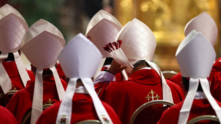 133 hồng y đến mật nghị bầu giáo hoàng mới, Vatican cắt sóng điện thoại