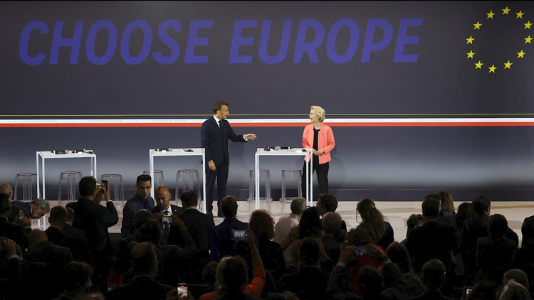 Châu Âu tung nửa tỉ euro 'lôi kéo' nhà khoa học muốn rời Mỹ vì ông Trump
