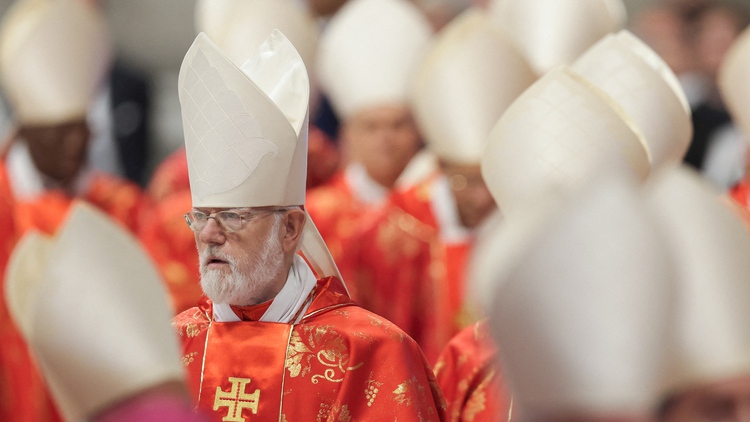 Vatican bắt đầu mật nghị chọn Giáo hoàng, thế giới chờ làn khói trắng