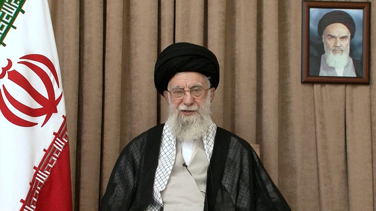 Lãnh tụ Khamenei tuyên bố Iran chiến thắng, sẽ đáp trả nếu Mỹ tấn công