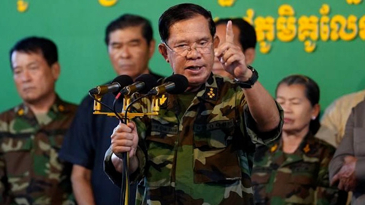 Ông Hun Sen ra biên giới, tuyên bố đủ sức khỏe tham gia chiến đấu