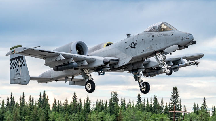 'Sát thủ diệt tăng’ A-10 sắp bị Mỹ loại biên?