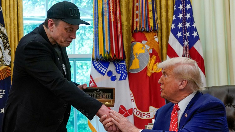 Hiềm khích leo thang, tỉ phú Musk trách Tổng thống Trump 'không biết ơn'