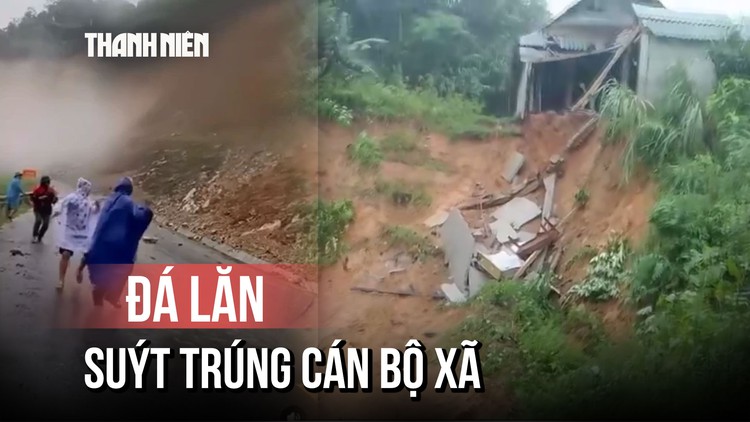 Thót tim khoảnh khắc cán bộ xã suýt bị đá rơi trúng khi kiểm tra sạt lở