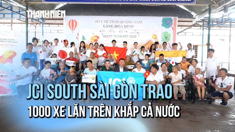 1.000 xe lăn được tặng cho người khuyết tật trên khắp cả nước