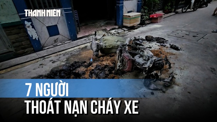 Leo qua ban công hàng xóm, 7 người thoát nạn cháy xe