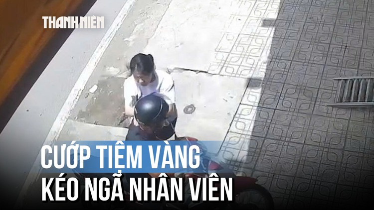 Đi cướp vàng, nghi phạm suýt bị bắt trước cửa tiệm