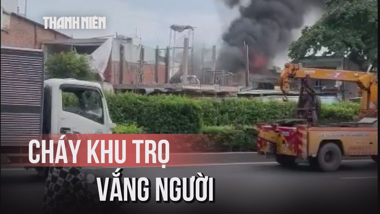 Cháy khu nhà trọ vắng người trên đường Đỗ Mười