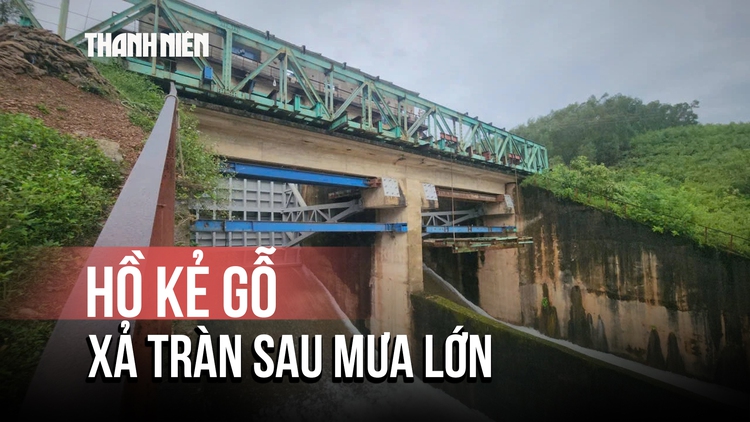 Hồ Kẻ Gỗ vượt ngưỡng tràn do mưa lớn, xả tràn lưu lượng 50 m3/giây