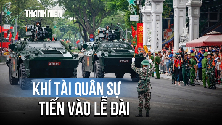 Chiêm ngưỡng dàn khí tài quân sự trước buổi sơ duyệt diễu binh, diễu hành 2.9