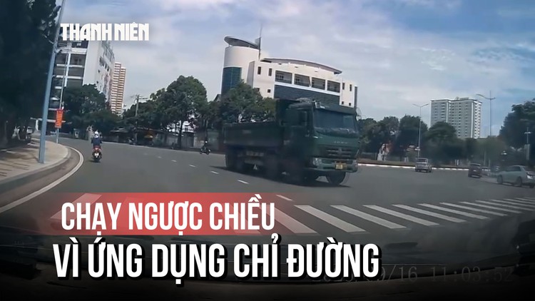 Xe ben chạy ngược chiều tại vòng xoay Vũng Tàu khiến nhiều người khiếp vía