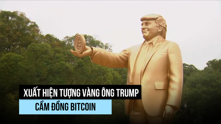 Ông Trump được dựng tượng vàng cầm Bitcoin trước tòa quốc hội Mỹ