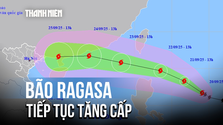 Bão Ragasa tiếp tục tăng cấp, sóng biển cao trên 10 mét