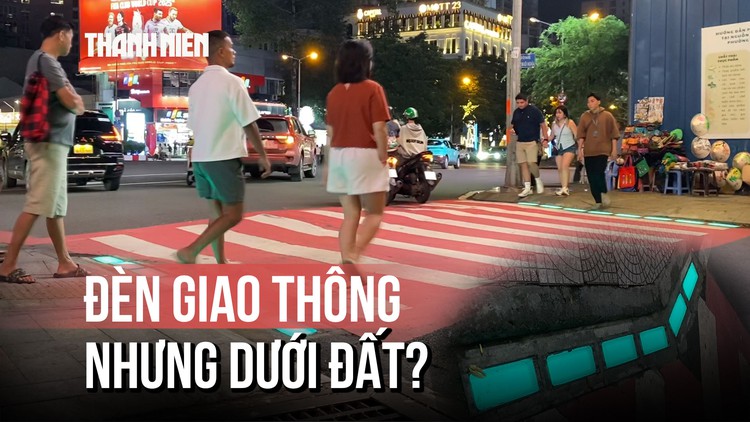 Đèn giao thông âm vỉa hè tiếp tục được thí điểm tại trung tâm TP.HCM