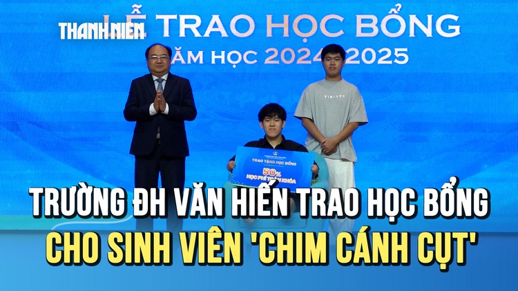 Trường ĐH Văn Hiến trao học bổng cho sinh viên ‘chim cánh cụt’ bị mất tứ chi