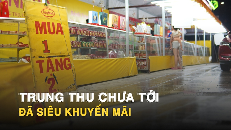 Trung thu chưa tới, nhiều quầy bánh đã treo biển mua 1 tặng 2
