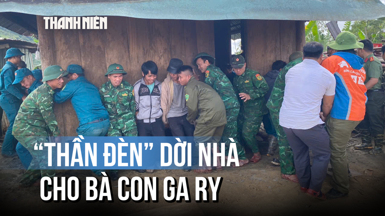 'Thần đèn' mang áo lính dời nhà cho dân khỏi vùng nguy cơ sạt lở