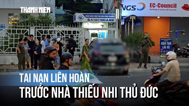 Ô tô đang chạy bỗng tông liên hoàn trước nhà thiếu nhi Thủ Đức