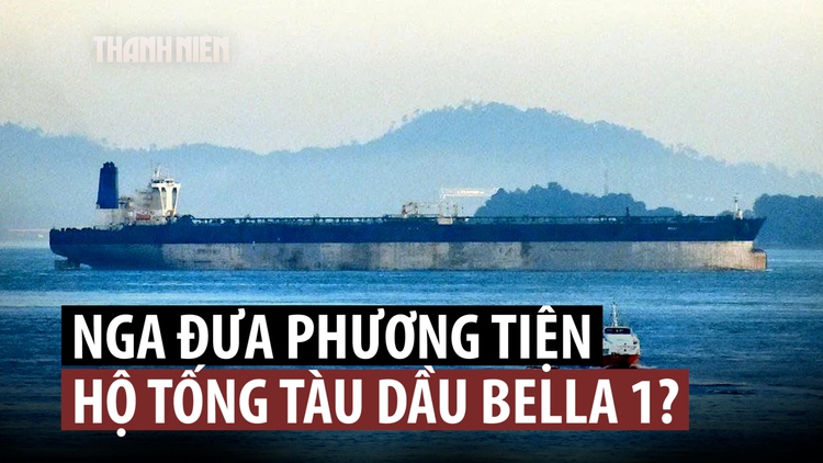 Tàu ngầm Nga hộ tống tàu dầu đang bị Mỹ truy đuổi?