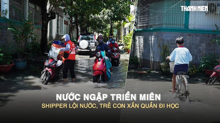 Nước ngập triền miên ở hẻm TP.HCM: Shipper lội nước, trẻ con xắn quần đi học
